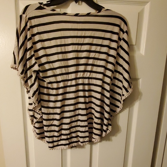 STRIPED TOP - Picture 3 of 3